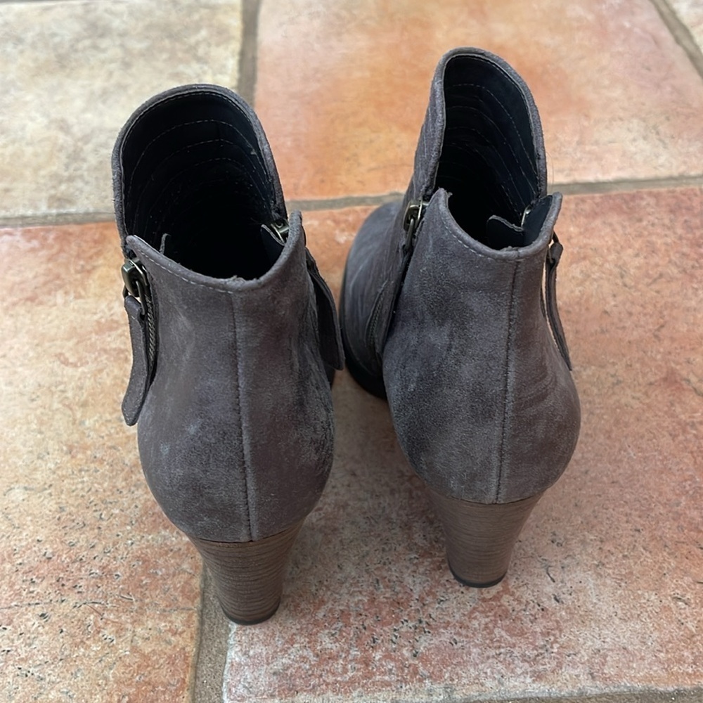Paul Green Bootie size 6 - Picture 3 of 8